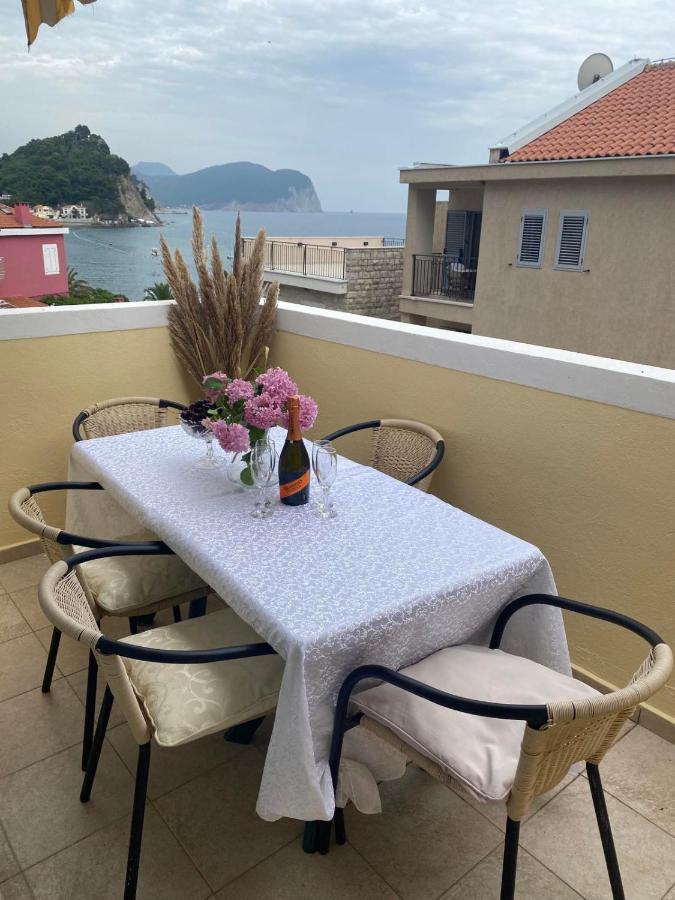 Miomir Perazic Apartments Petrovac na moru Exterior foto