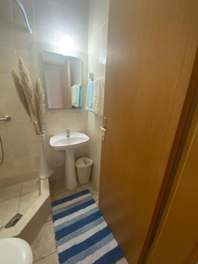 Miomir Perazic Apartments Petrovac na moru Exterior foto
