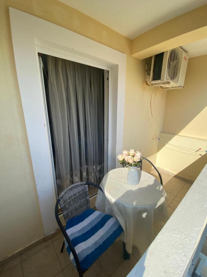 Miomir Perazic Apartments Petrovac na moru Exterior foto