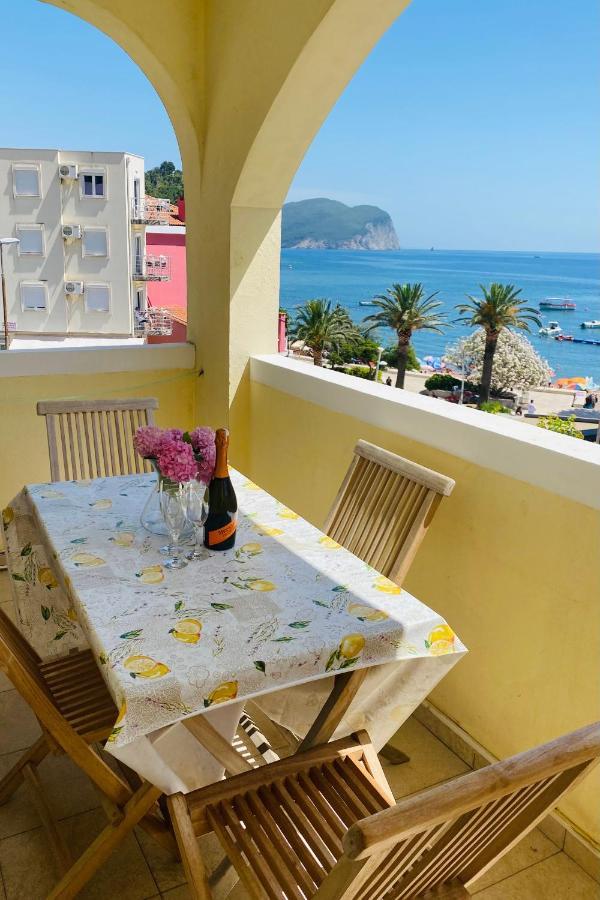Miomir Perazic Apartments Petrovac na moru Exterior foto